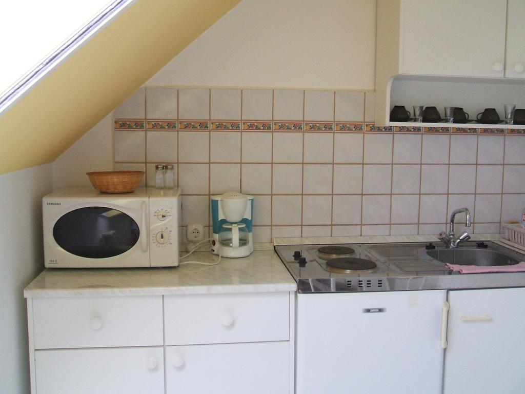 Abádszalók Feherszeker Apartmanok חדר תמונה