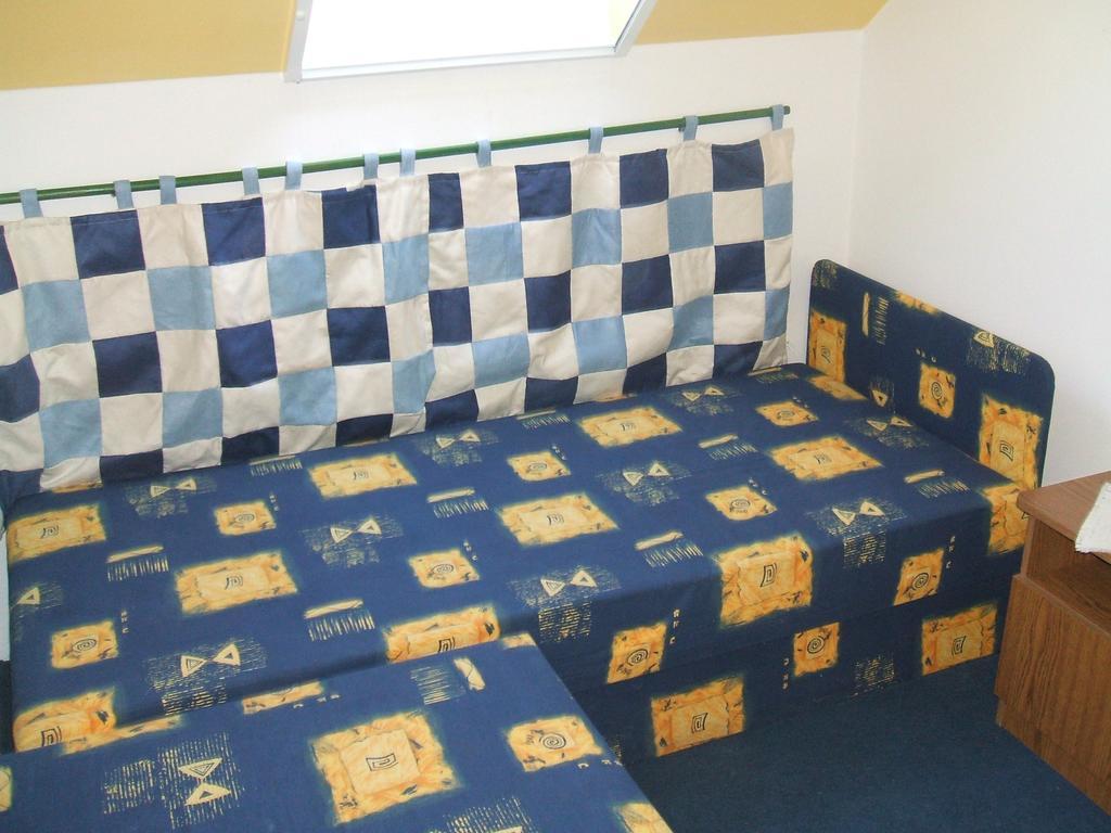 Abádszalók Feherszeker Apartmanok חדר תמונה