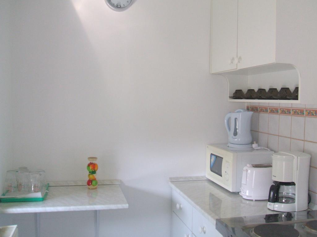 Abádszalók Feherszeker Apartmanok חדר תמונה